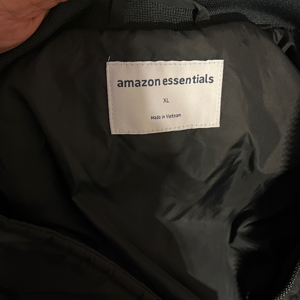 Amazon Essentials Puffer - image 4